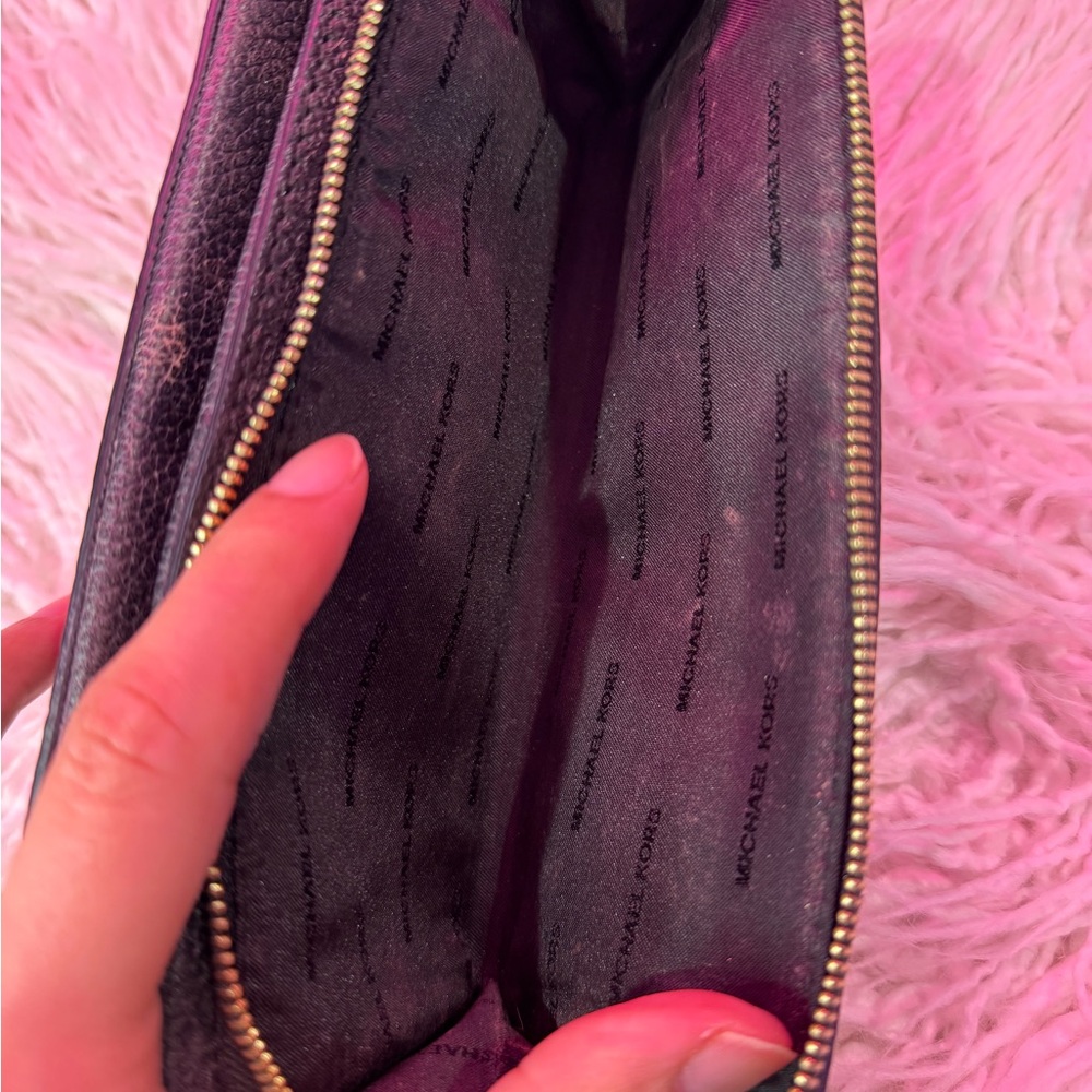 Michael Kors Black Leather Makeup Pouch - Picture 6 of 6
